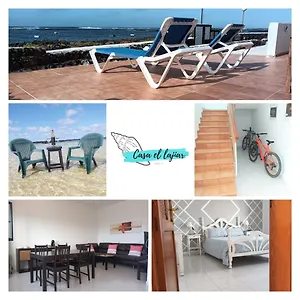  Сasa de vacaciones Casa El Lajiar